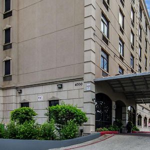 Surestay Plus Hotel By Best Western Houston Medical Center